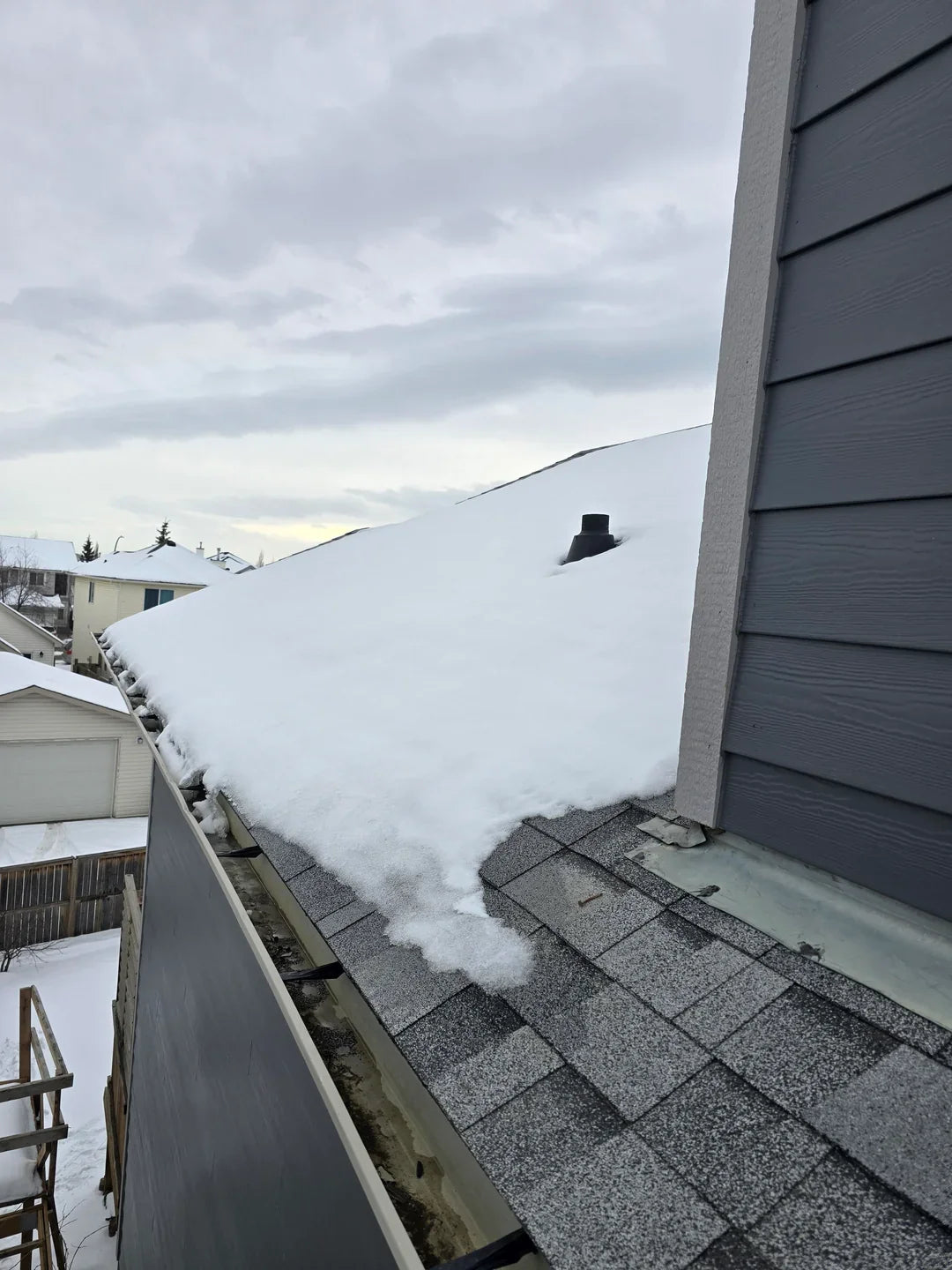 Roof Vent Pipes Freezing in Winter? Here’s the Smart Way to Fix Icy Intake & Exhaust Pipes